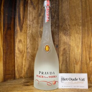 Pravda Peach 70cl
